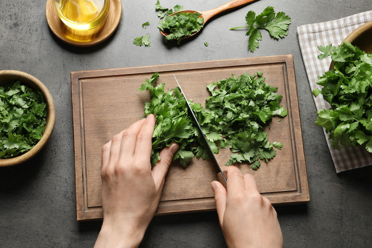 How Do You Chop up Cilantro