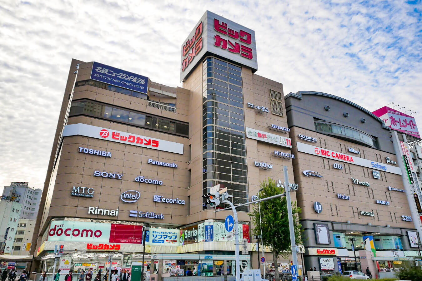 名古屋駅西口の巨大店を徹底攻略！限定特典と最安値の還元術公開