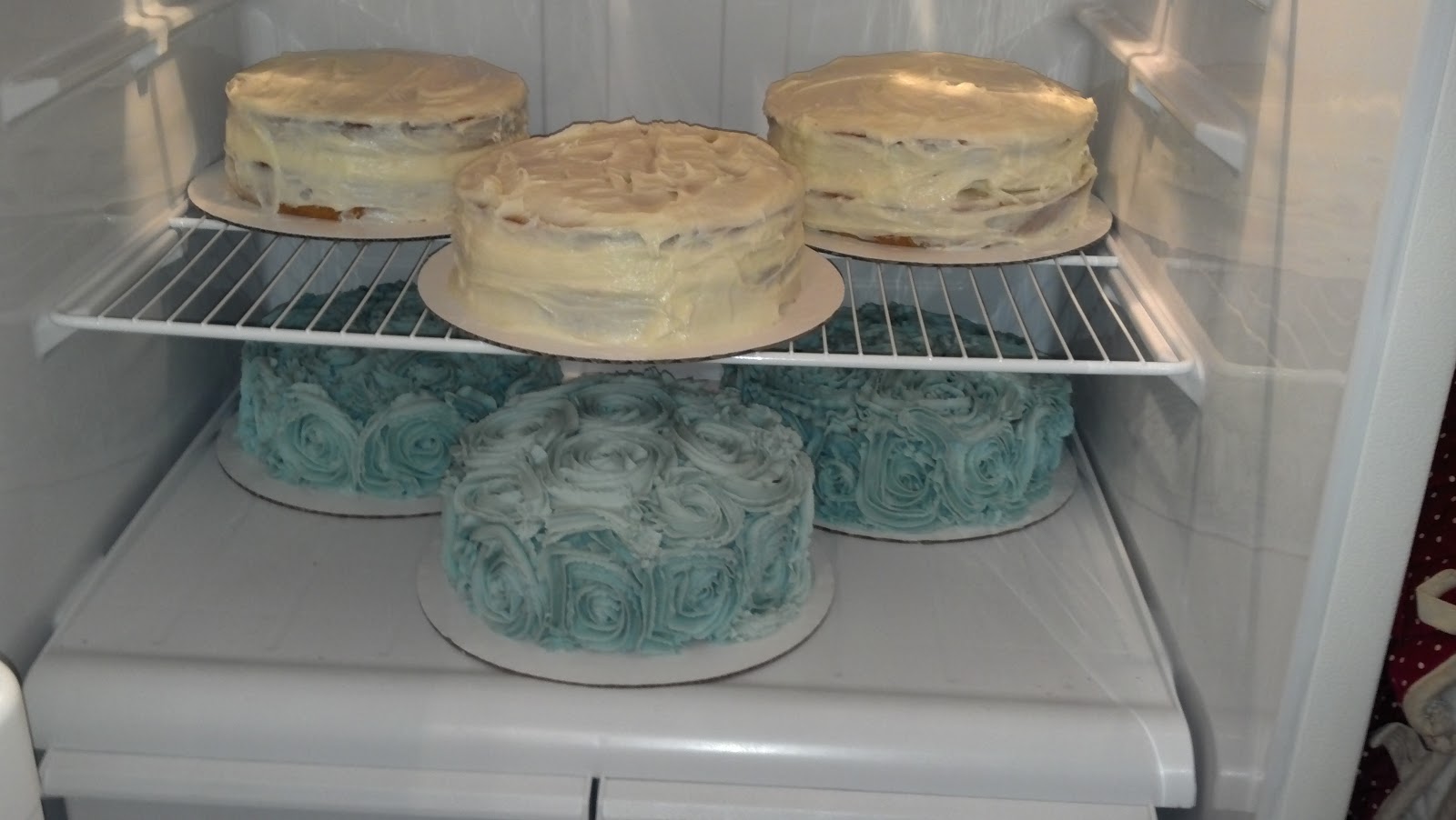 Can You Put Cake in Fridge to Cool