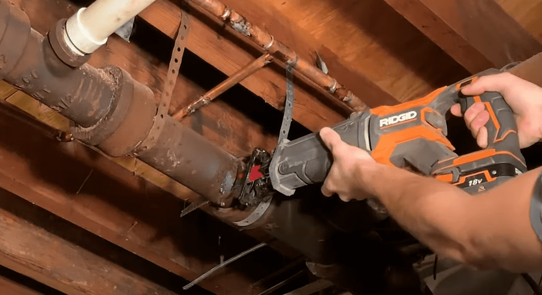 How to Cut a Cast Iron Pipe