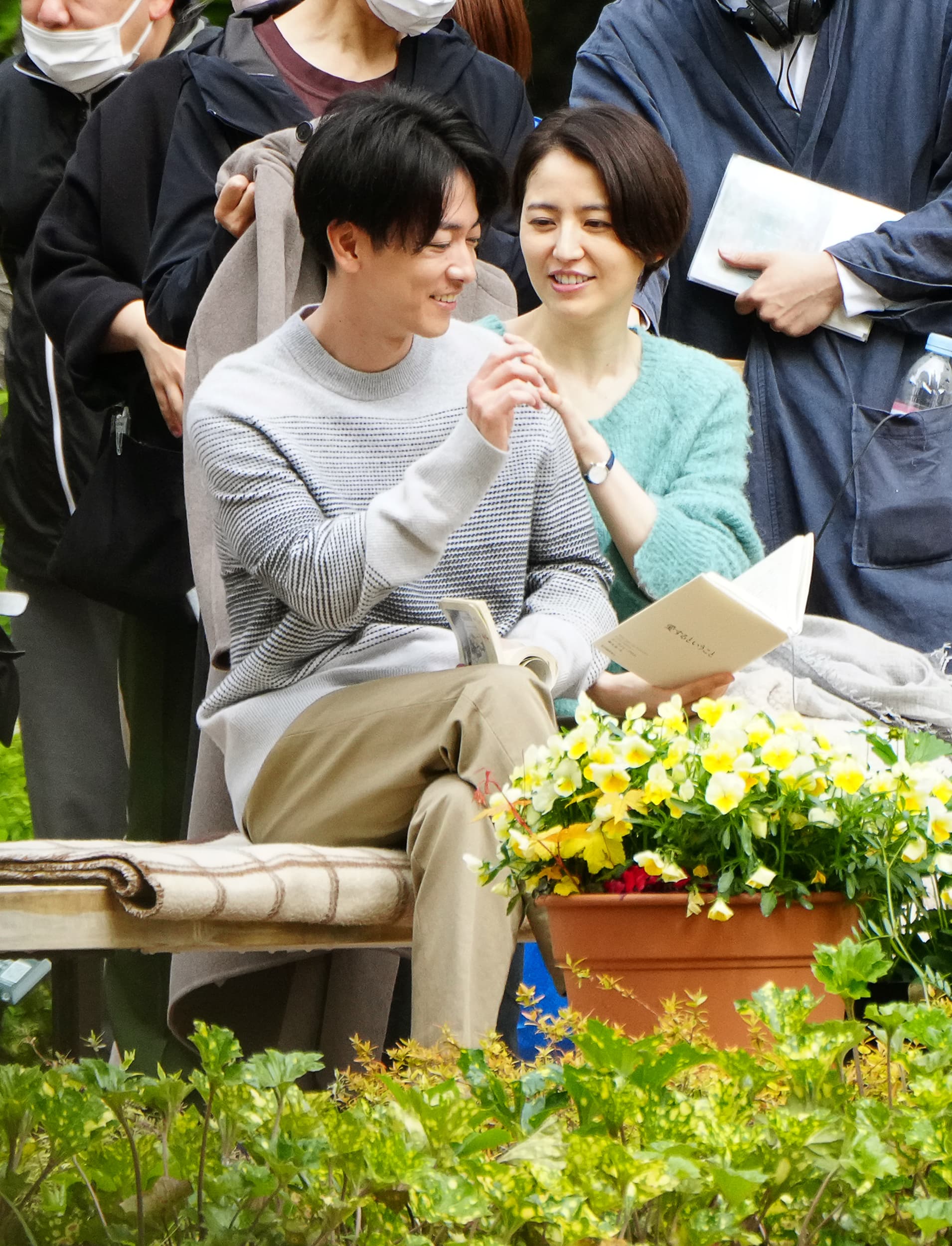 佐藤健フライデー報道の全貌！独占写真と噂される相手女性の正体