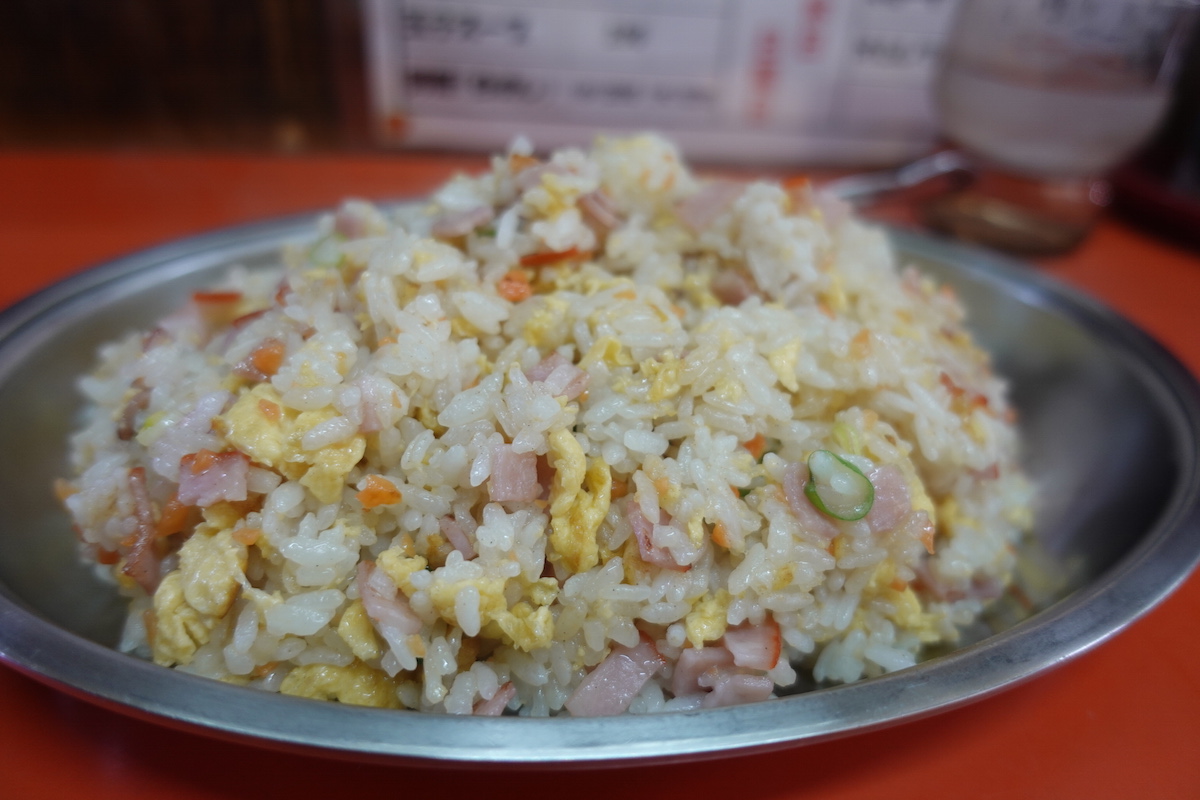 町中華の最高峰「東東亭」を徹底解剖！名物炒飯の評判と最新営業情報