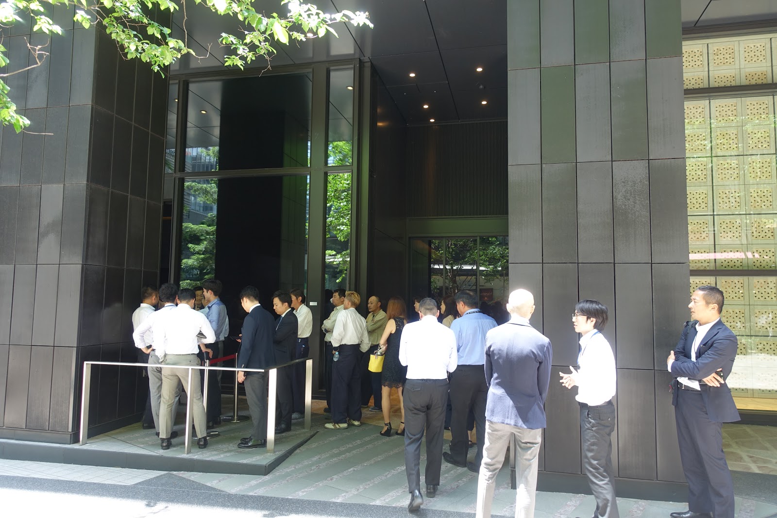 【2026最新】大手町「港屋2」の全貌！看板なき名店の注文ルールと味