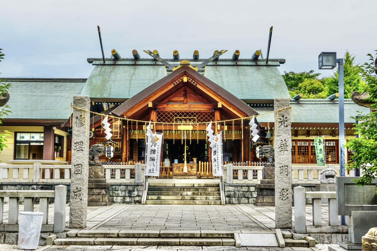1300年の歴史誇る石濱神社が話題！限定御朱印と茶屋の魅力を徹底解剖