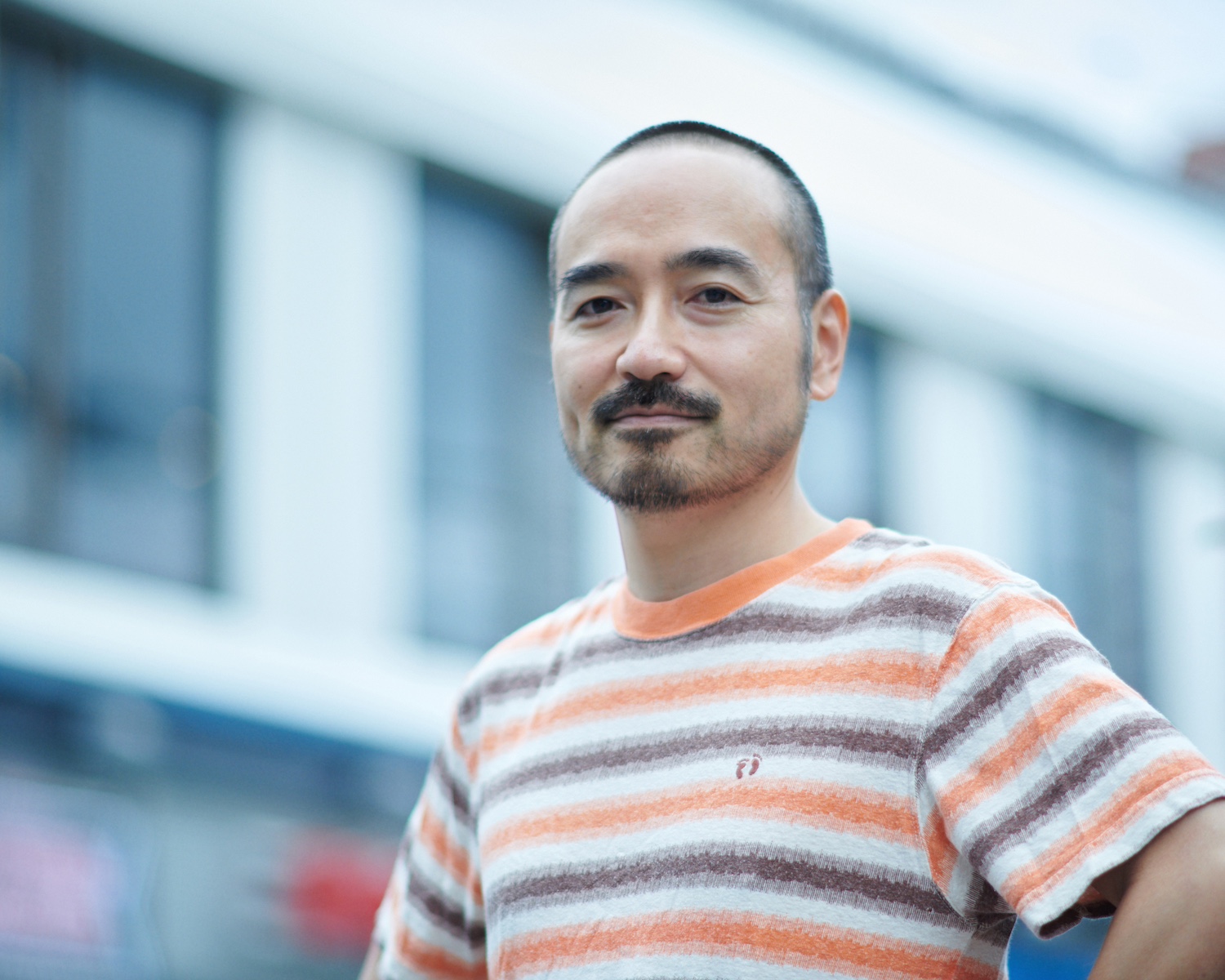 岩崎う大の現在と天才の真相｜岸田戯曲賞候補の脚本力と家族愛に迫る