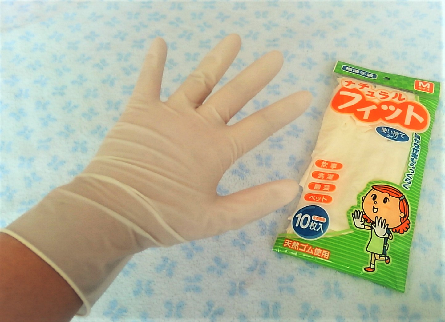 100均使い捨て手袋の最強比較！料理・掃除で破れないおすすめの選び方