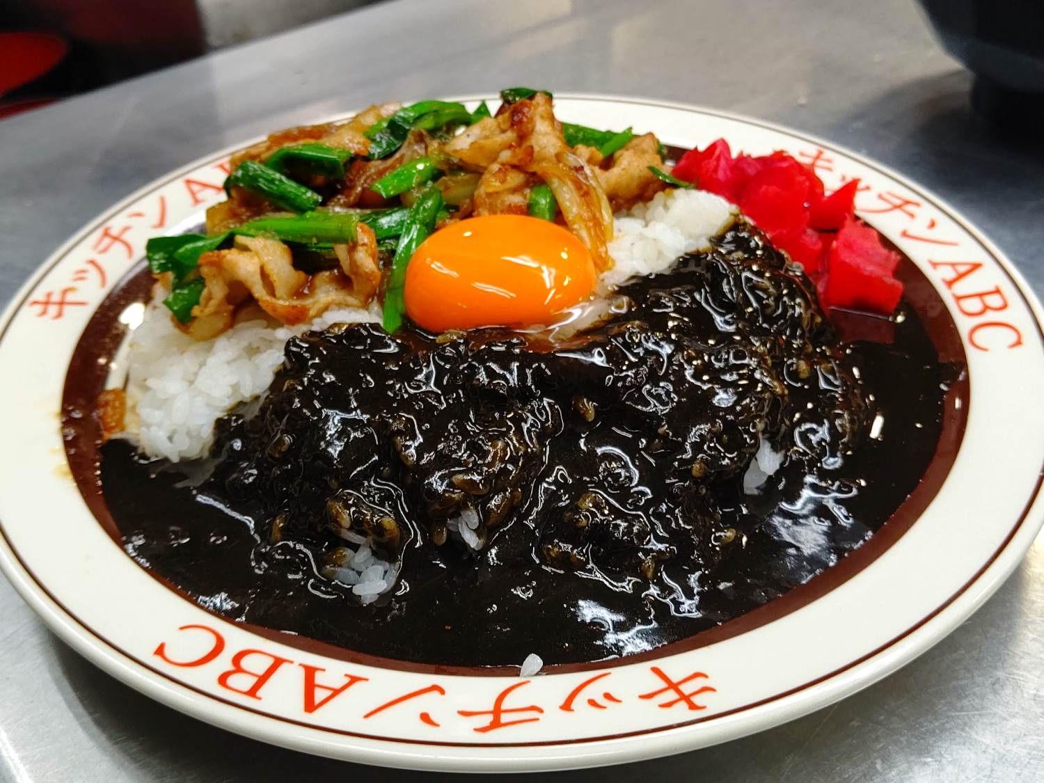 【2026最新】池袋で本当に美味しいご飯はどこ？地元民が通う名店の真相