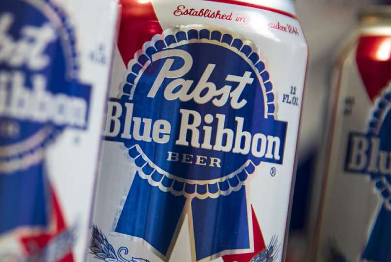 40,000 Pounds of Pabst Blue Ribbon Beer Stolen in California as Company Offers Reward