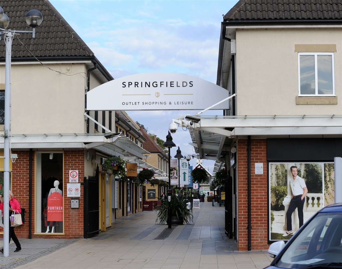 Springfields Outlet Shopping & Leisure Directory