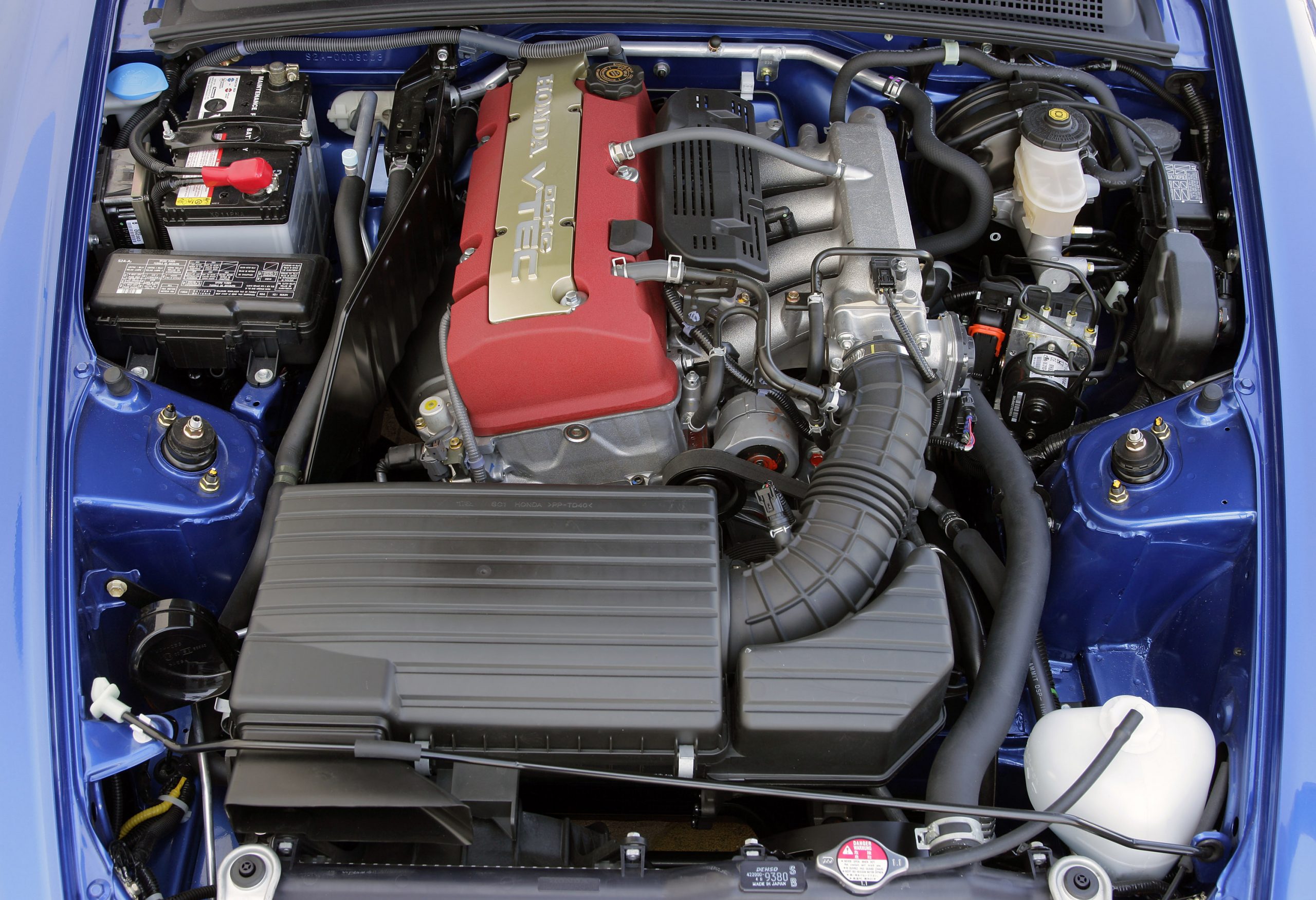 What Engine Does a S2000 Have