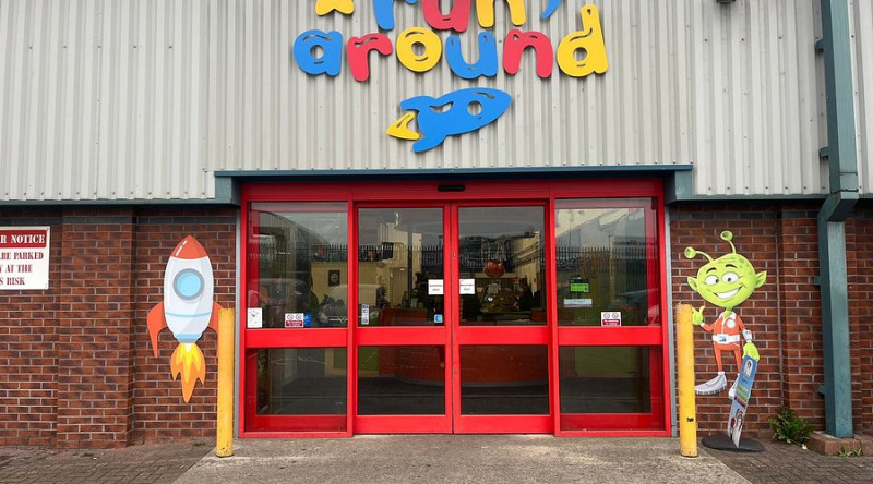 Runaround Play Centre 1 Holbrook Rise Halfway Sheffield S20 3Fg