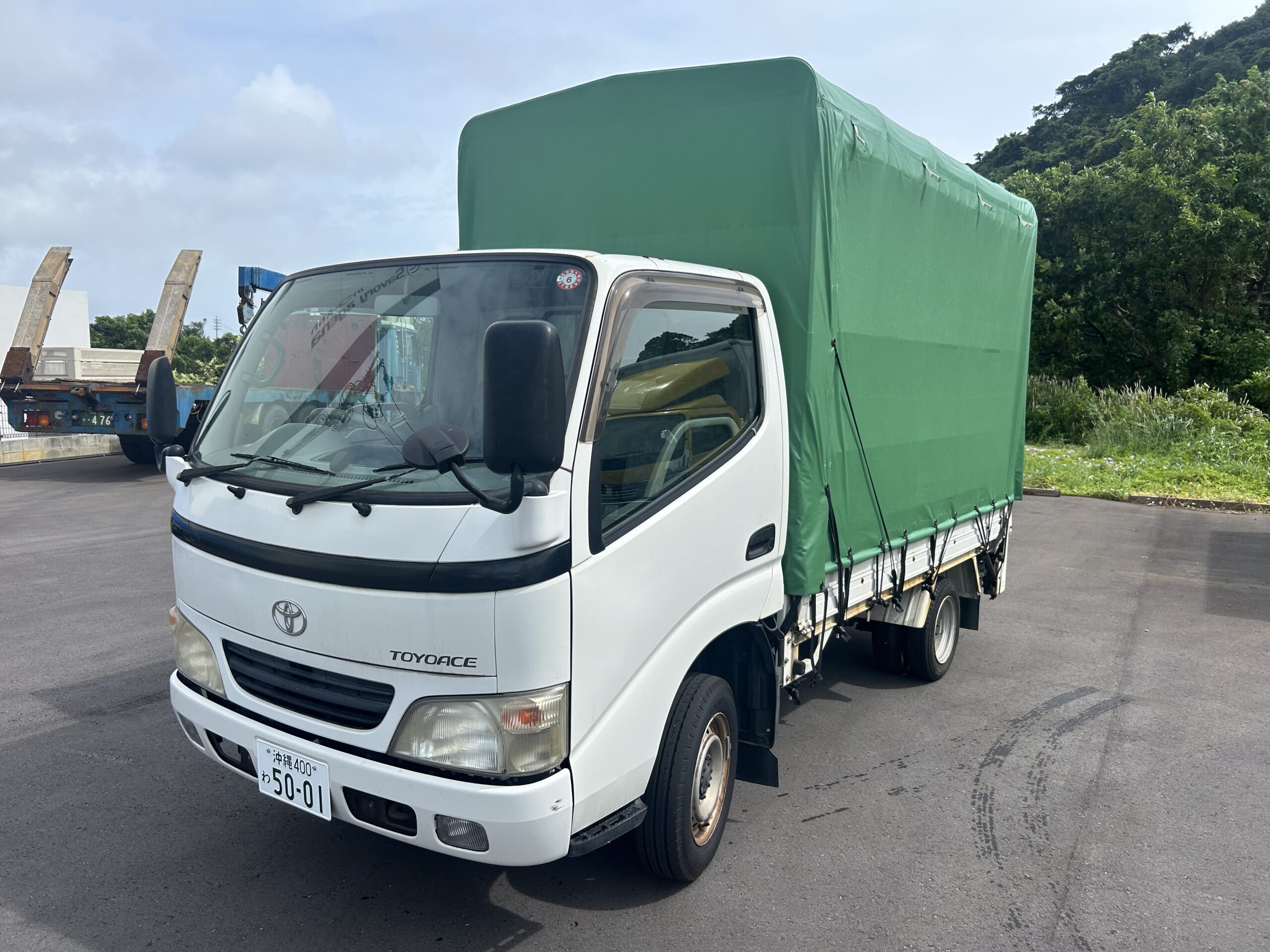 準中型免許で乗れるトラック解説！2T車で無免許の罠と2026年基準