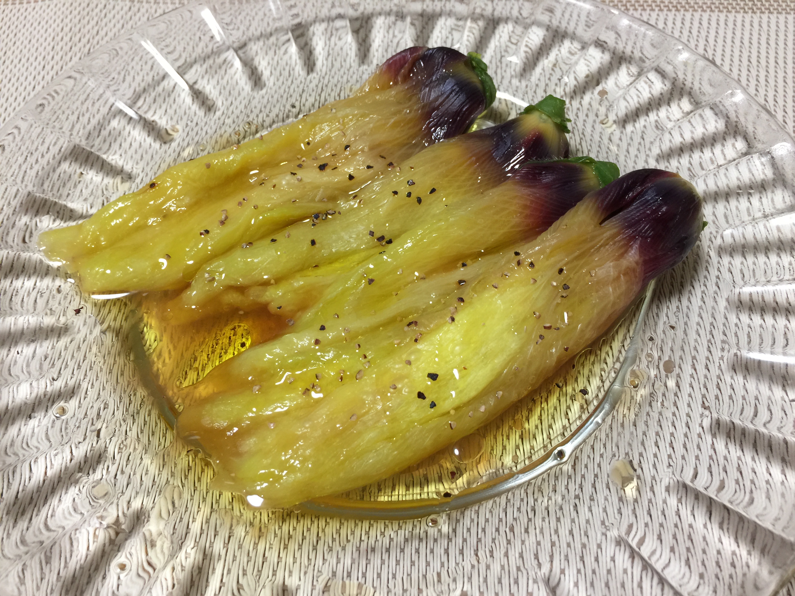 オクラの花は生で美味！下処理の極意と花オクラの違い・人気レシピ
