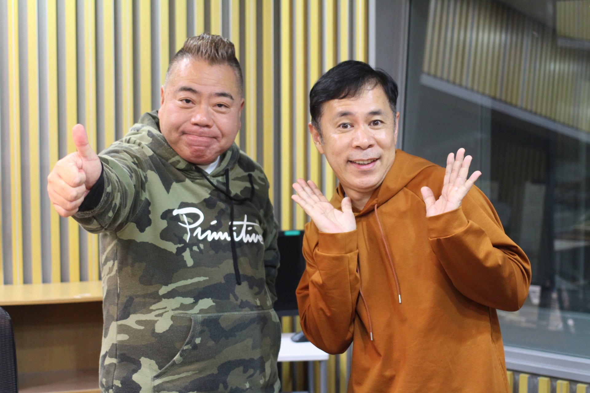 岡村隆史と出川哲朗の固い絆！結婚時の涙と旅猿秘話に見る30年の真実