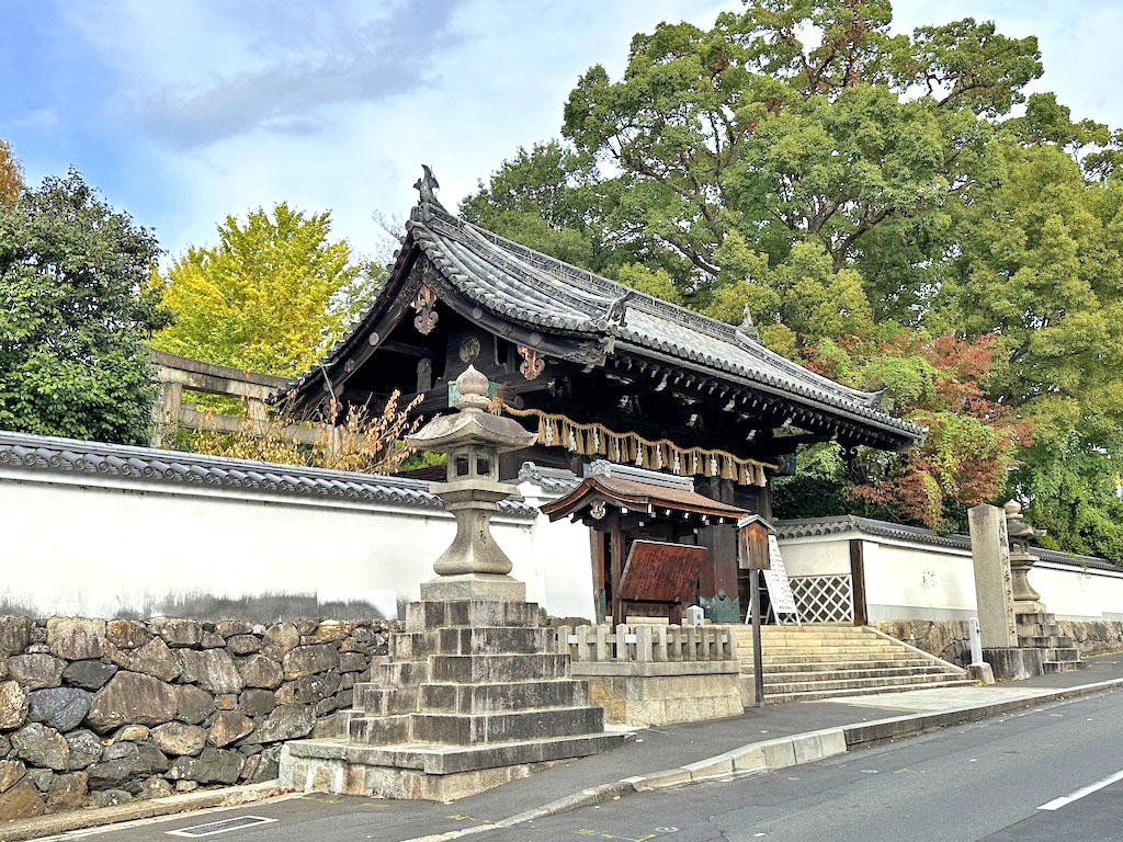 りくろーおじさんパクリ騒動の真相！海外の酷似店舗と本物の違い
