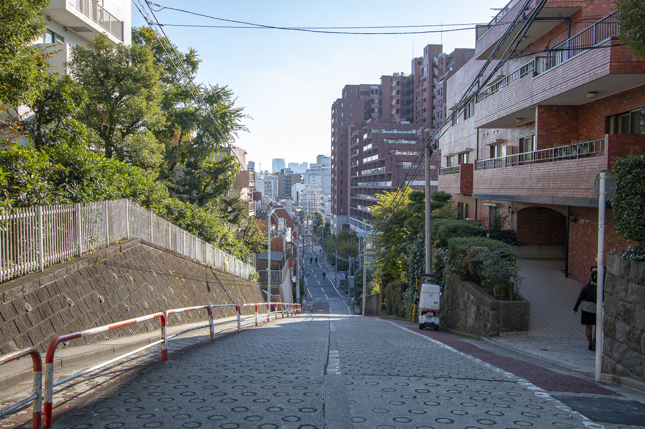 冴えカノ聖地巡礼2026！運命の坂道「のぞき坂」や和光市を徹底解説