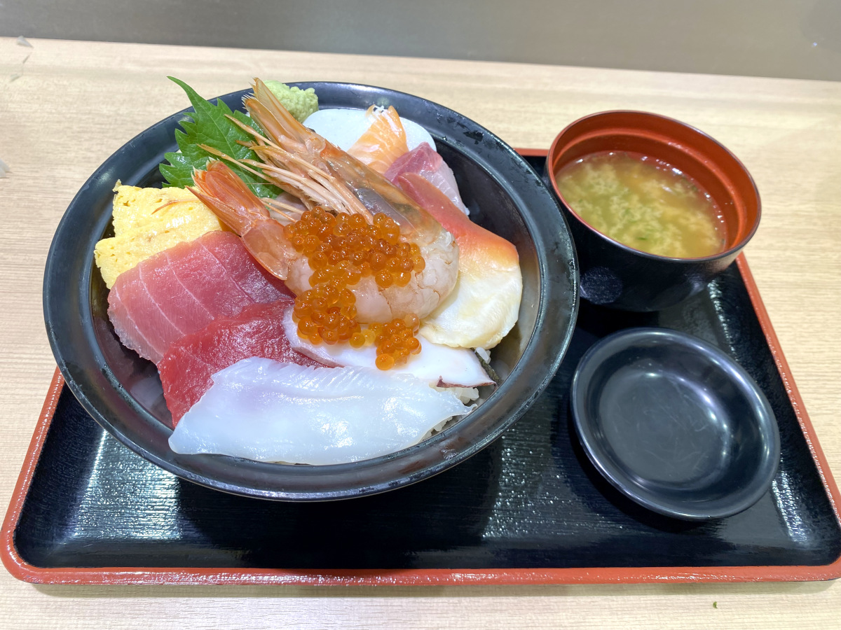 池袋の海鮮ランチ決定版！安くて旨い名店と行列の真相【2026最新】