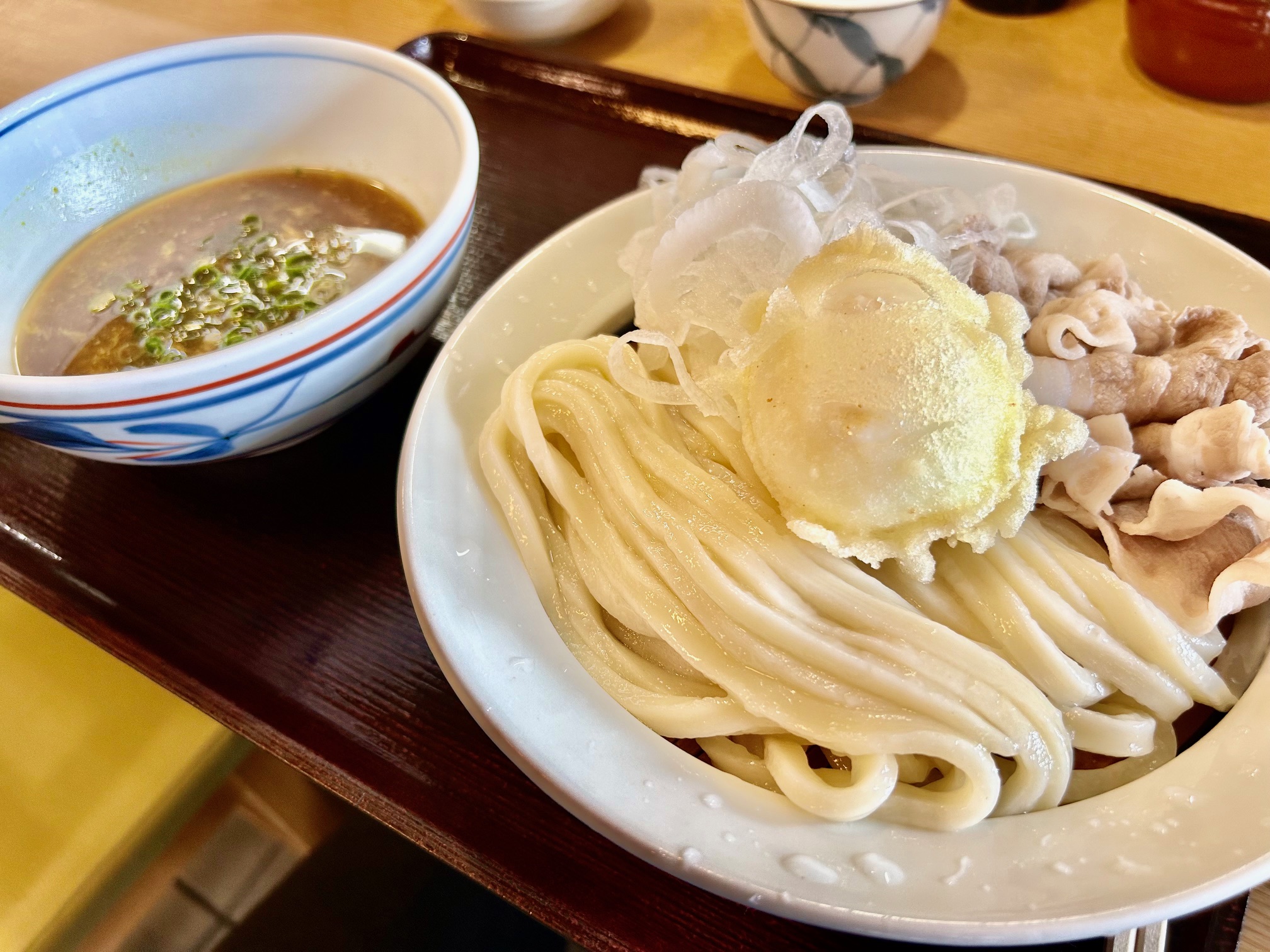 大阪・南田辺「つきろう」の行列の理由と名物とり天の真価を解剖