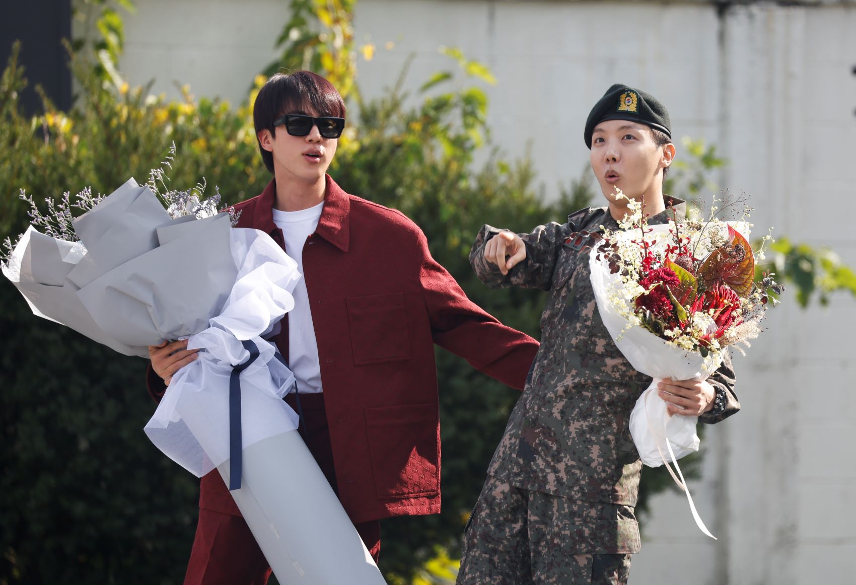 Star King Jhope and Girl