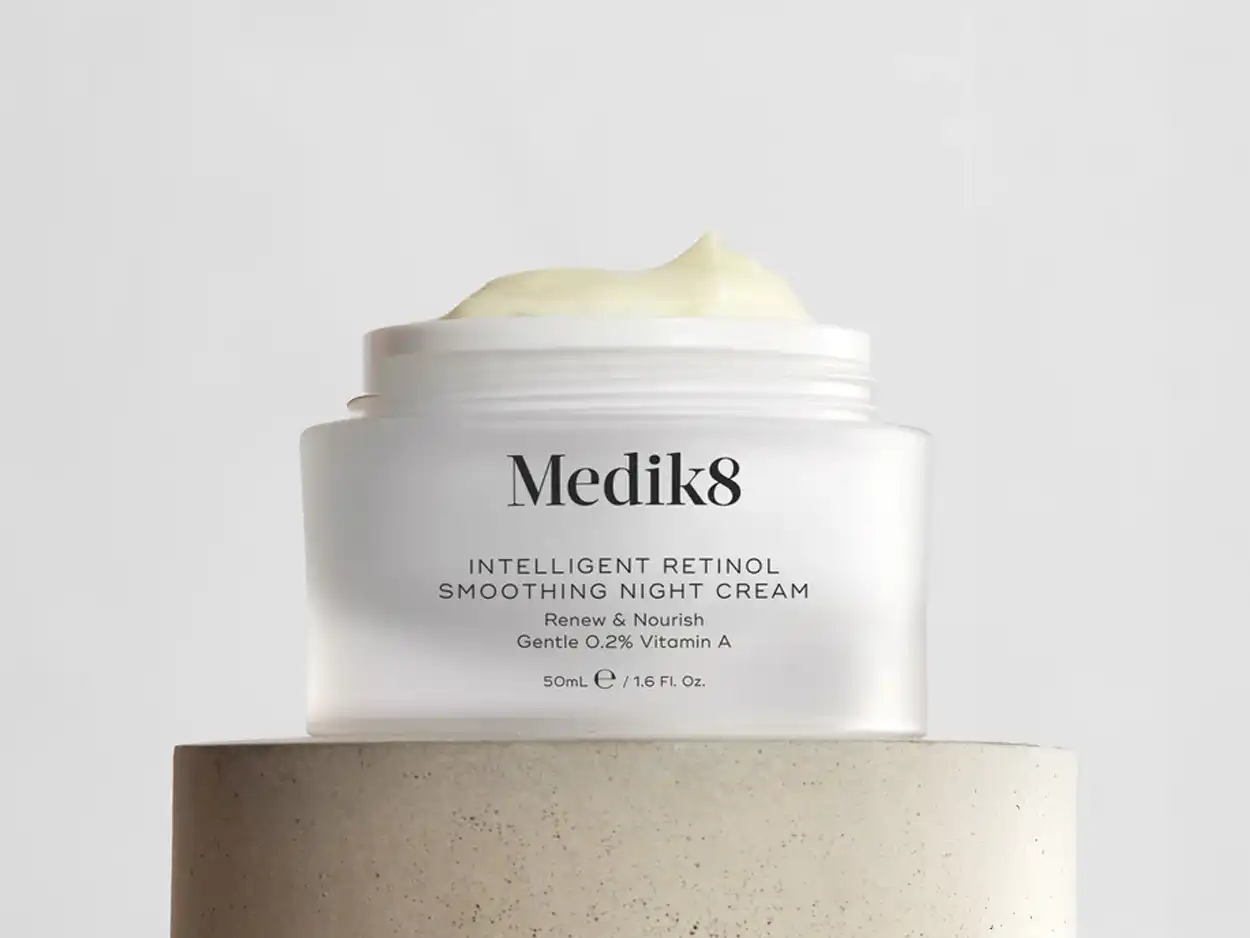Medik8 Intelligent Retinol Smoothing Night Cream