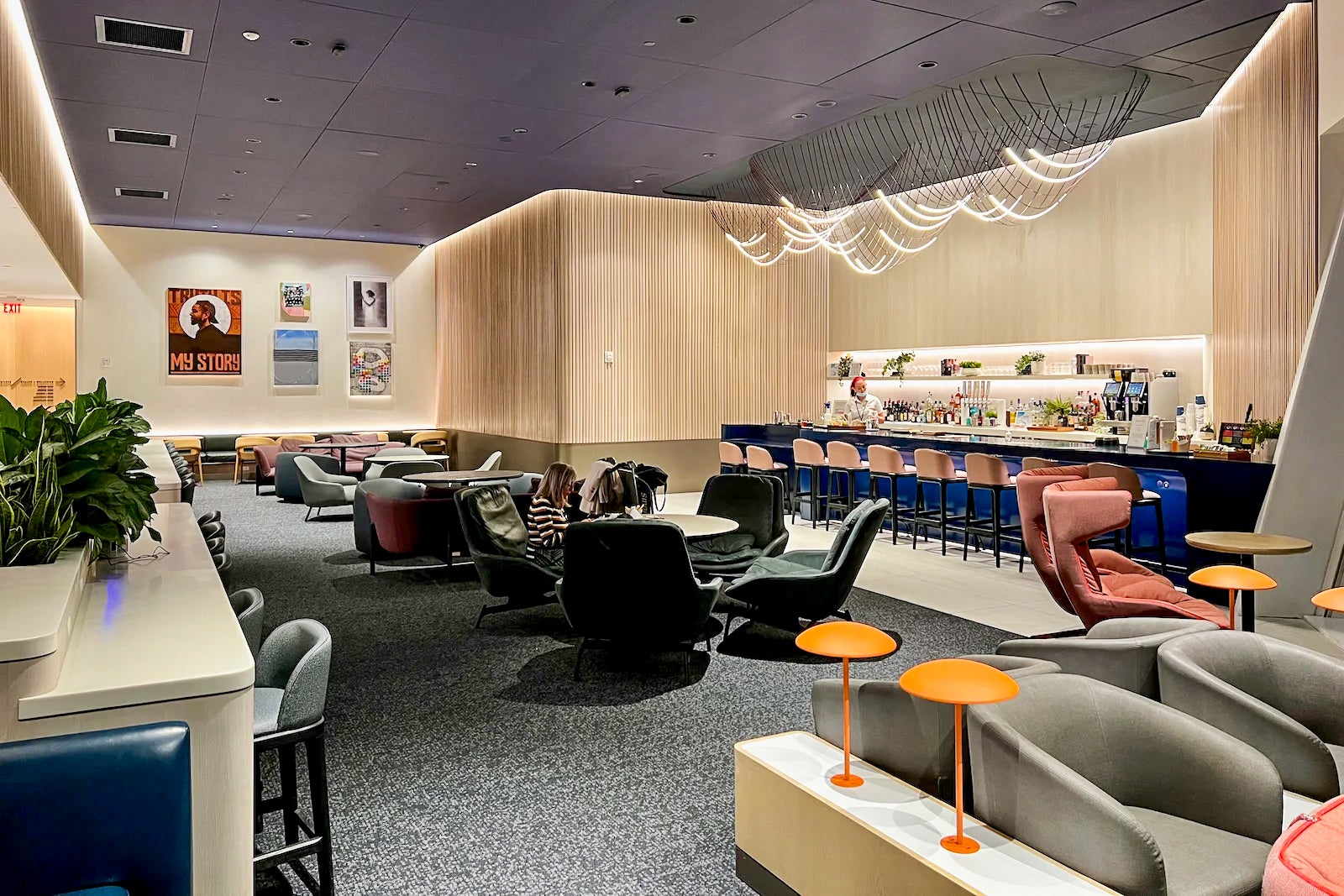 Capital One Lounge Dfw