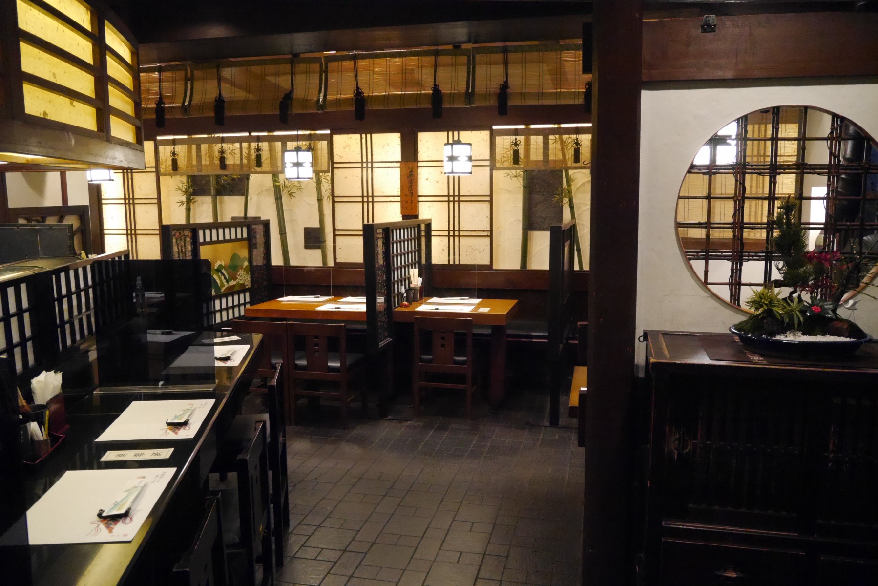名店「鳥銀」の魅力解剖！看板の釜飯・焼き鳥と名古屋コーチン徹底調査