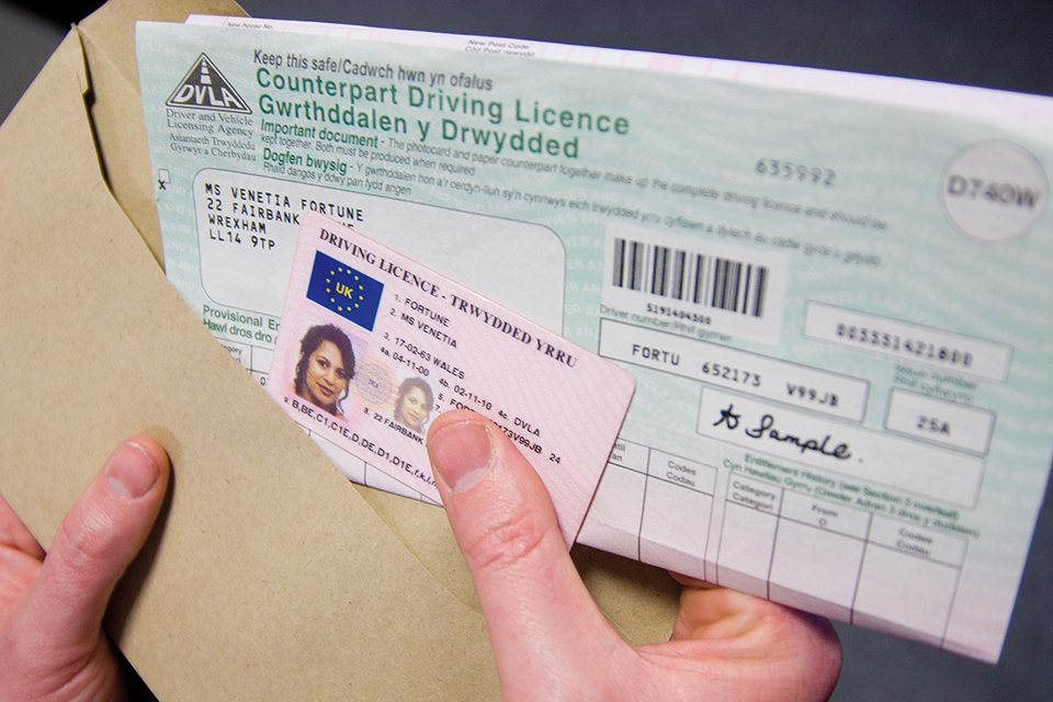 Is Paper Driving Licence Still Valid