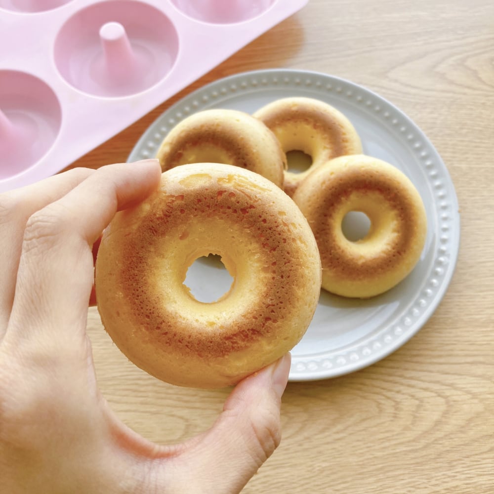 シリコンケーキ型の失敗ゼロ！焼き色と型離れを解決するプロ直伝レシピ