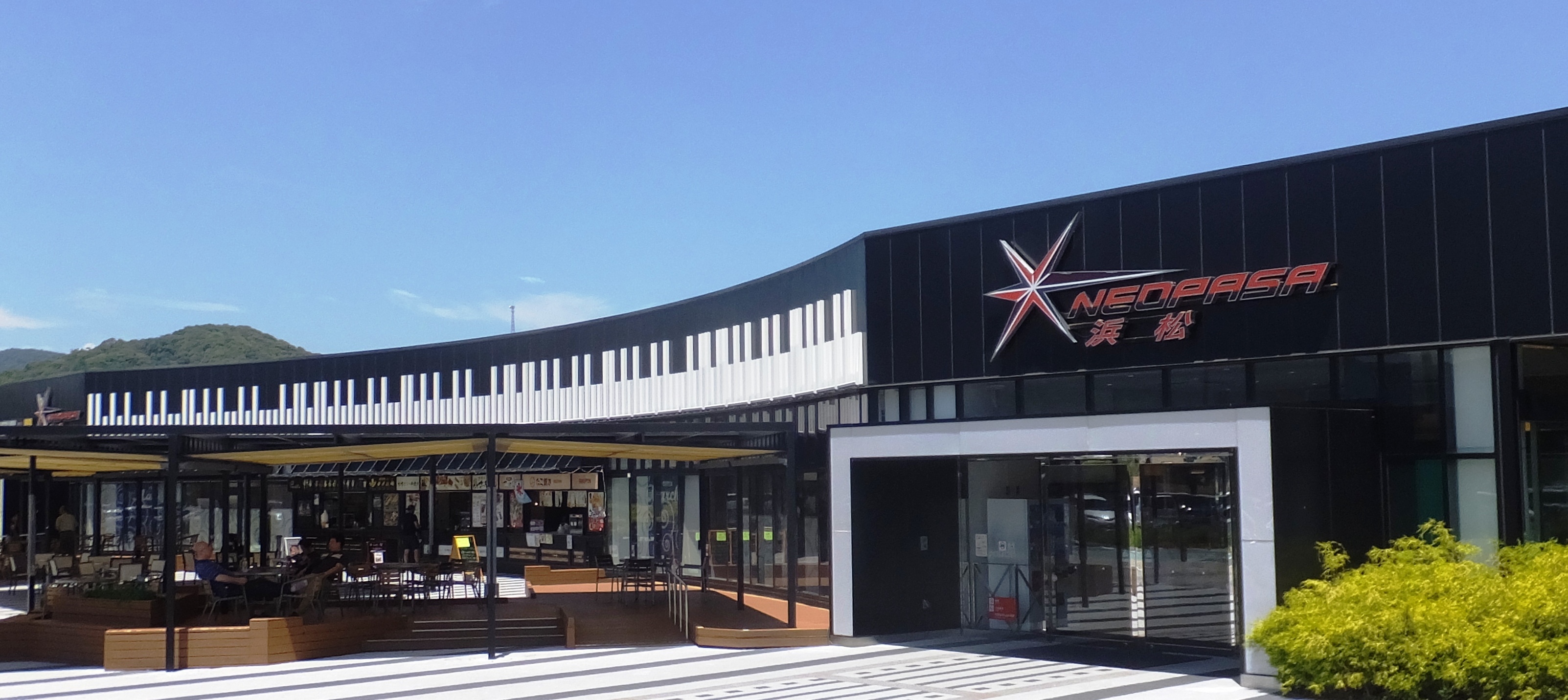 Neopasa浜松上り完全攻略！名物餃子や限定土産と施設活用術