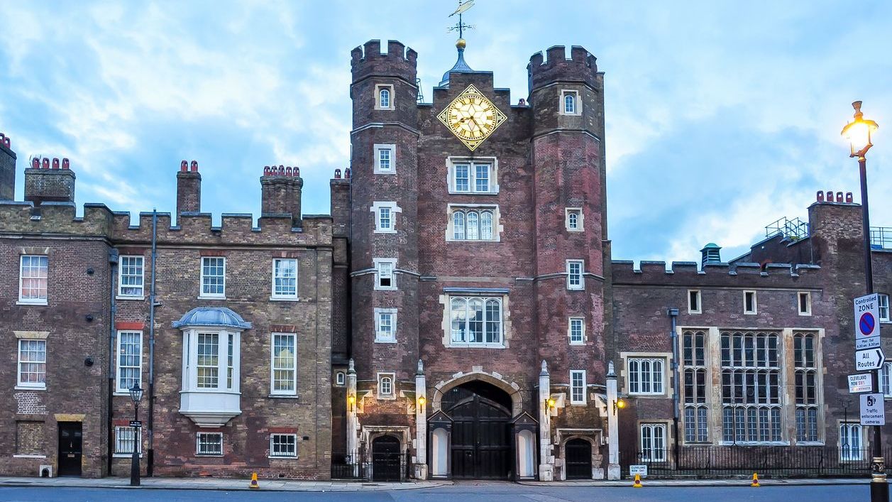 Who Lives at St James Palace London