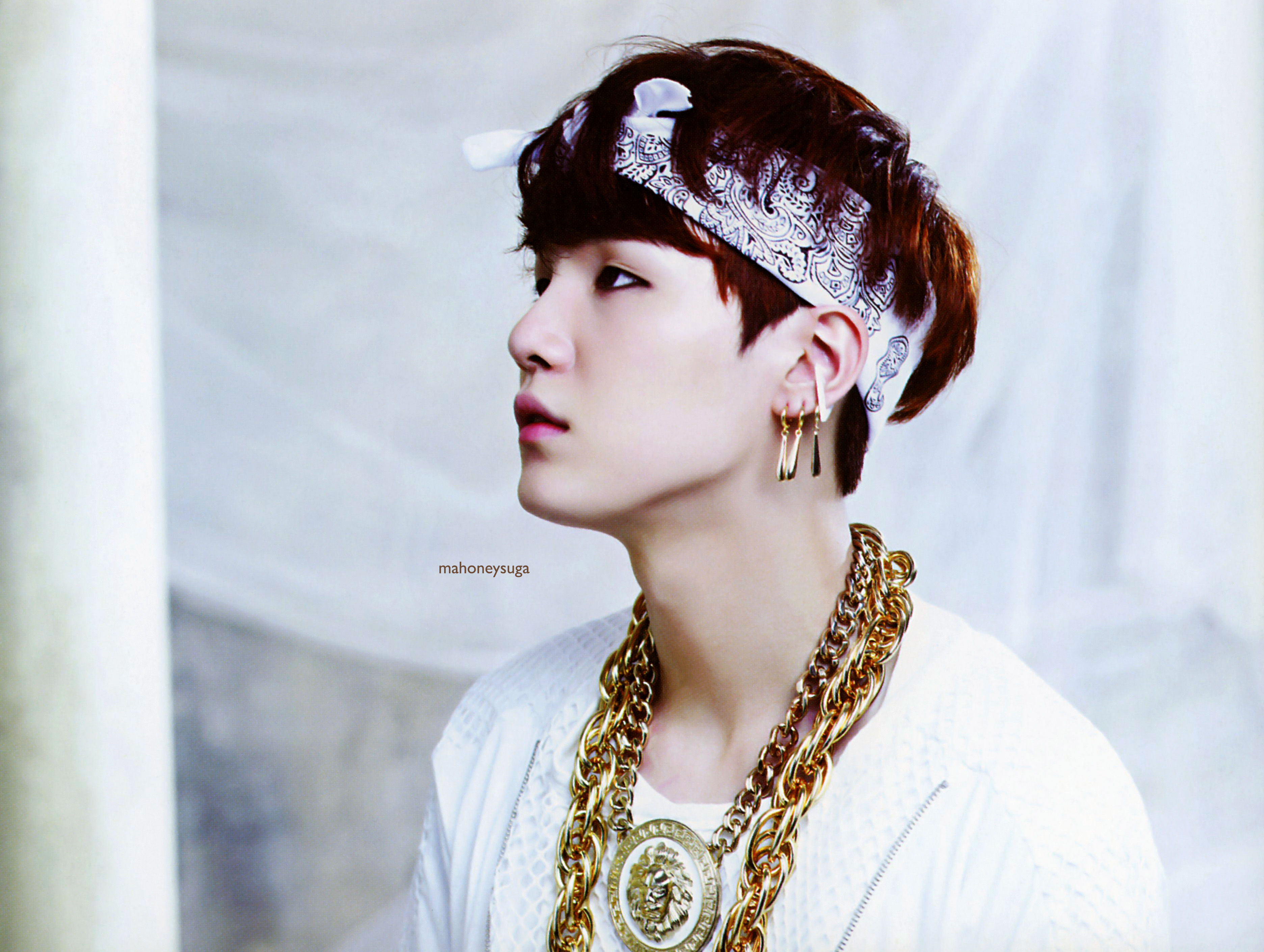 V Bandana Bts Side View