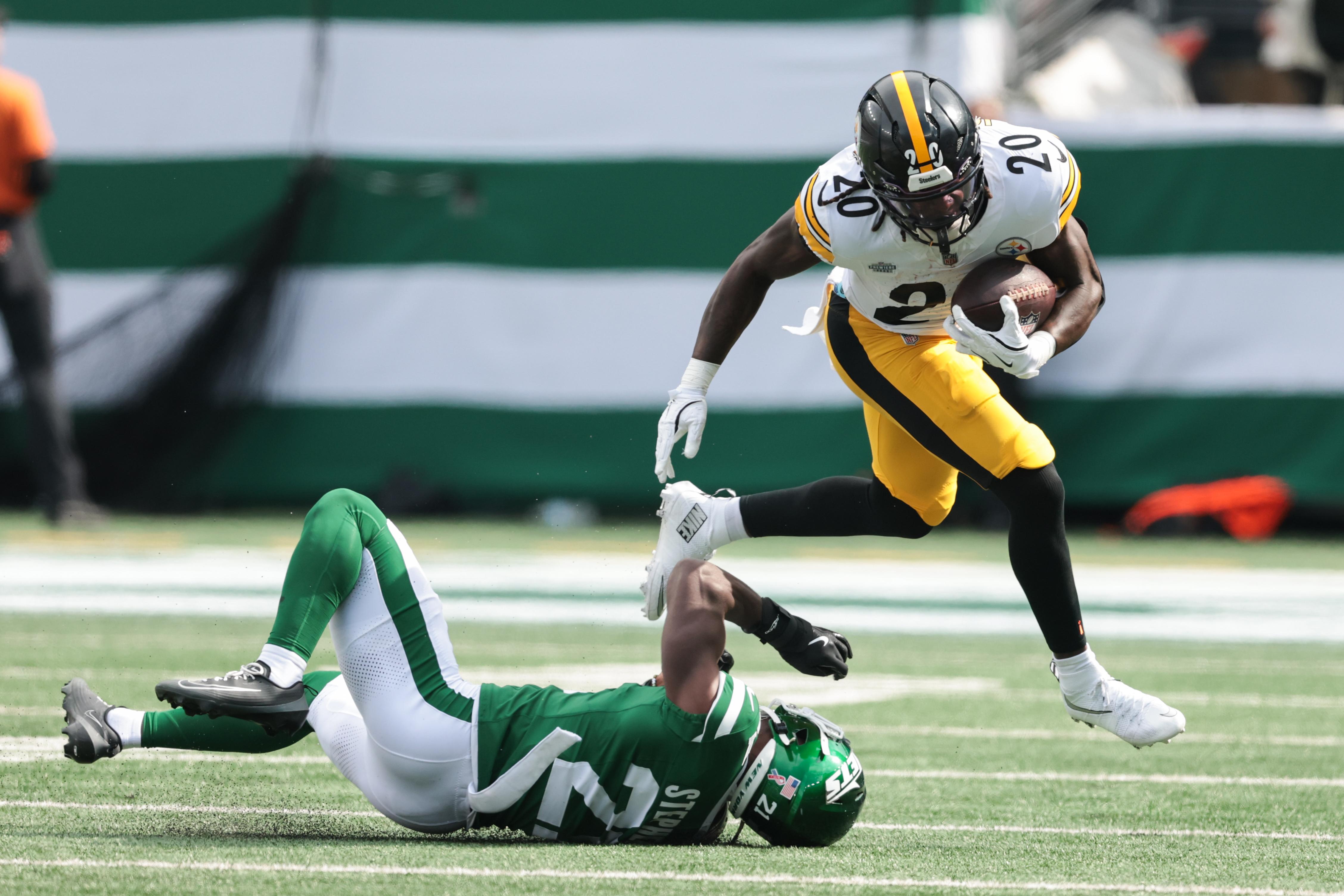 Green Bay’s Running Back Depth Chart Gets Crowded with Kaleb Johnson Addition