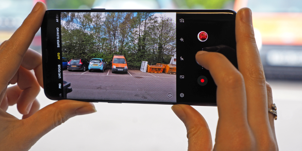 What Do Phone Cameras Look Like Uk