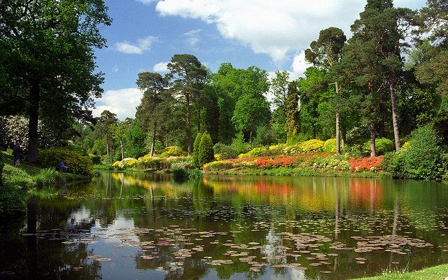 Leonardslee Lakes & Gardens Brighton Rd Lower Beeding Horsham