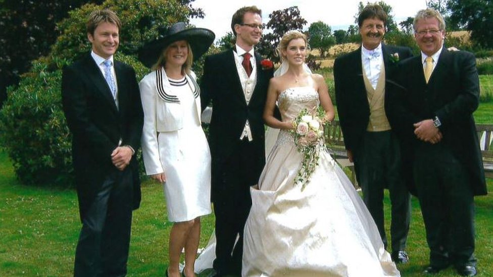 Is Charles Hanson Still with His Wife