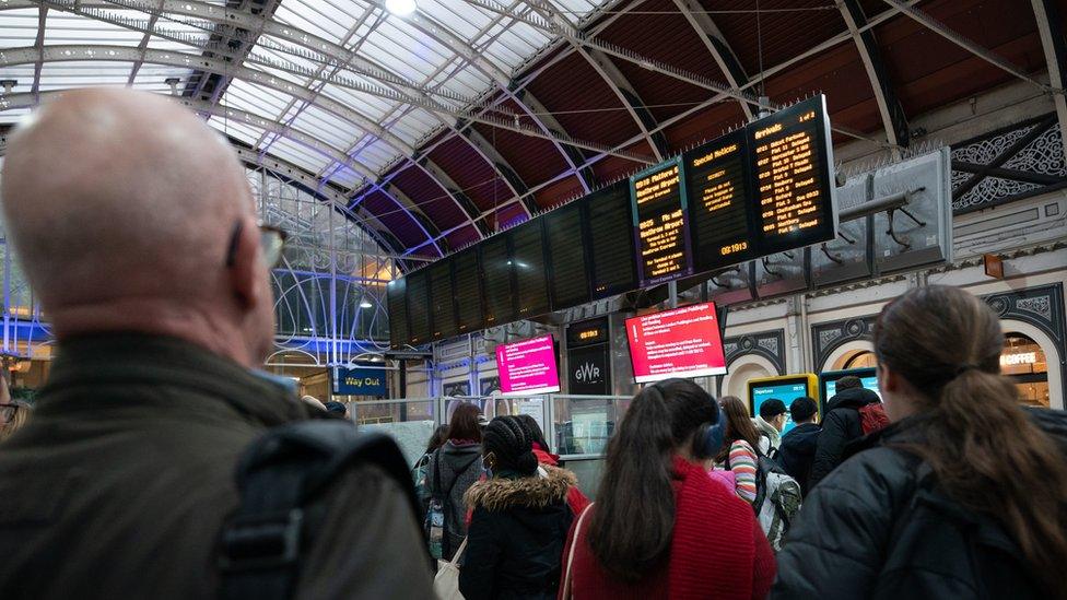 London Paddington to Reading Train Disruption
