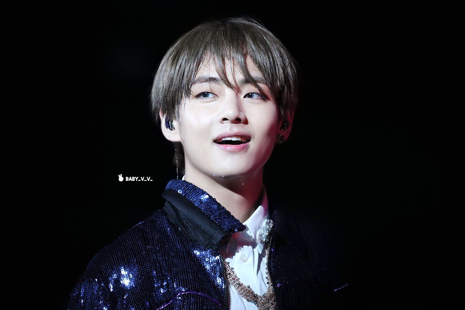 Gambar Kim Taehyung Bts 2018