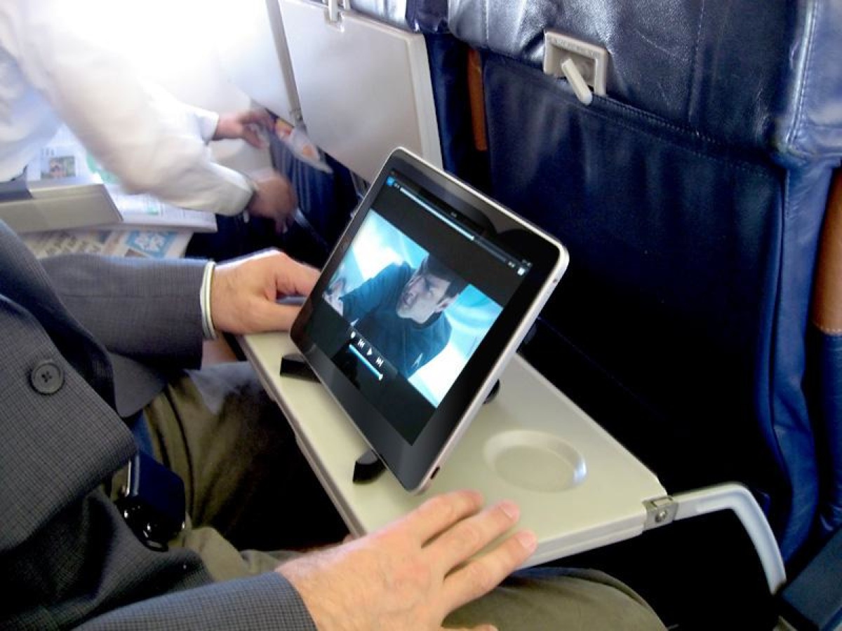 Can You Bring Ipads on Planes