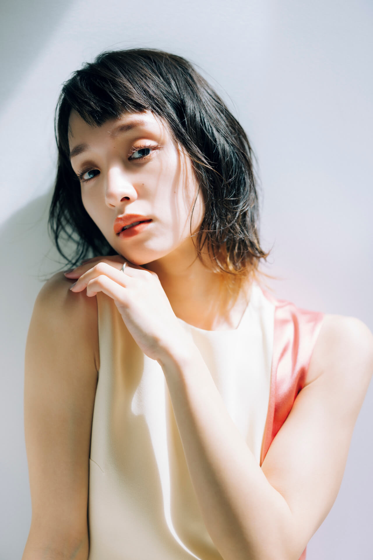 剛力彩芽のグラビア再評価が止まらない「清楚とギャップ」の現在地