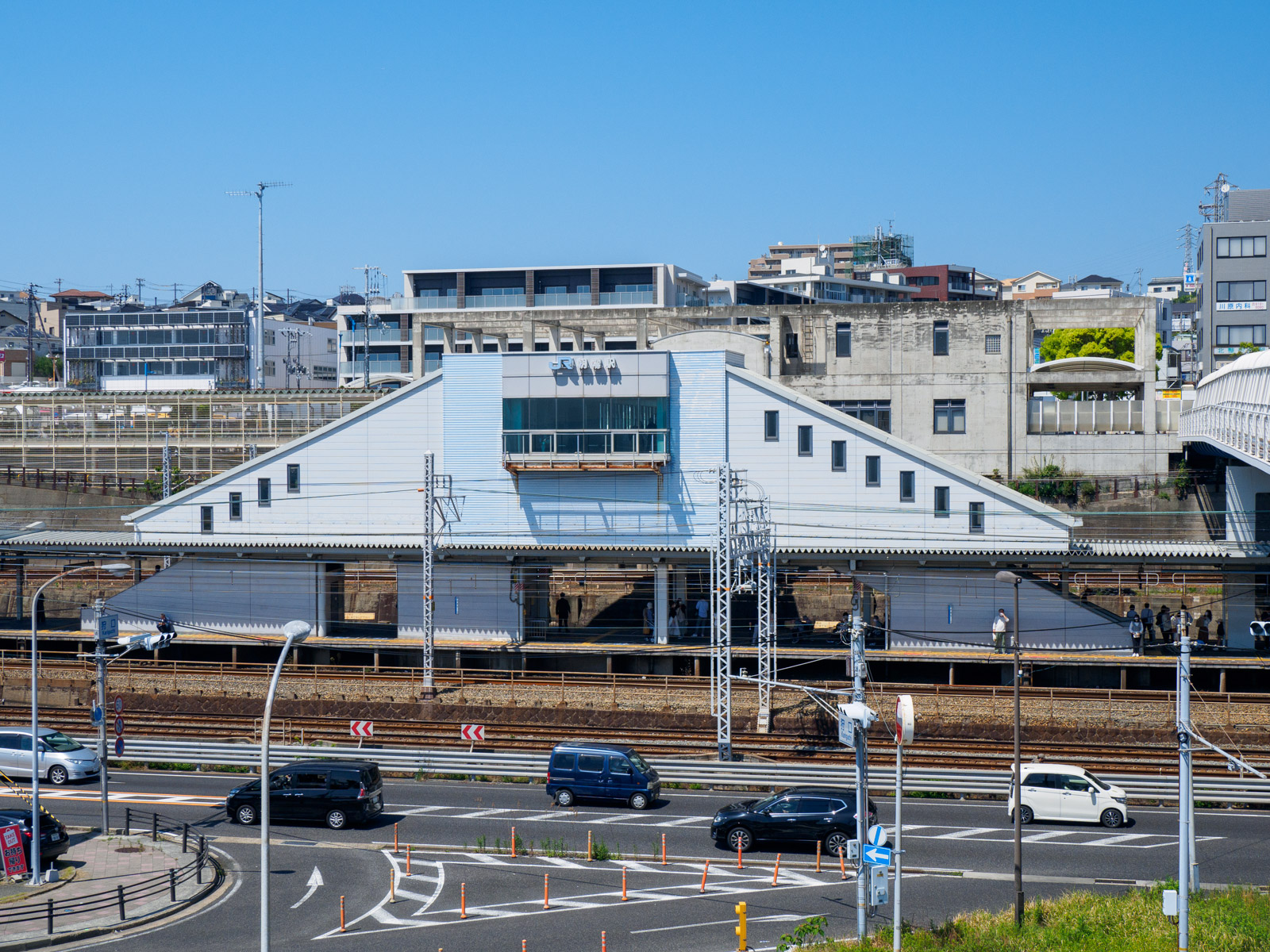 朝霧駅の変貌と安全対策の今！Snsで物議を醸す噂の真相に迫る