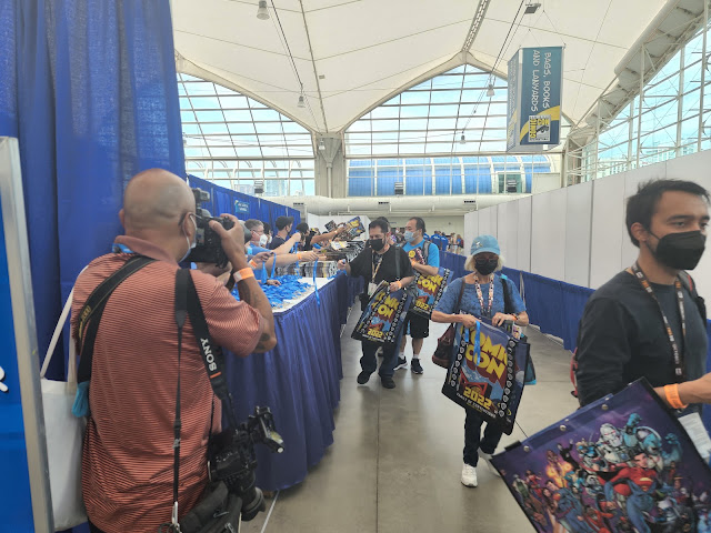 Ri Comic Con Bag Policy