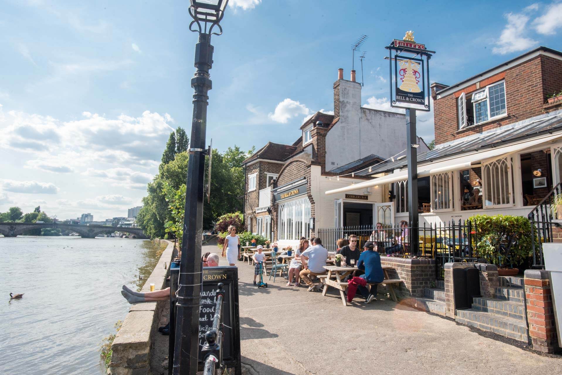 Pubs in Chiswick on the River