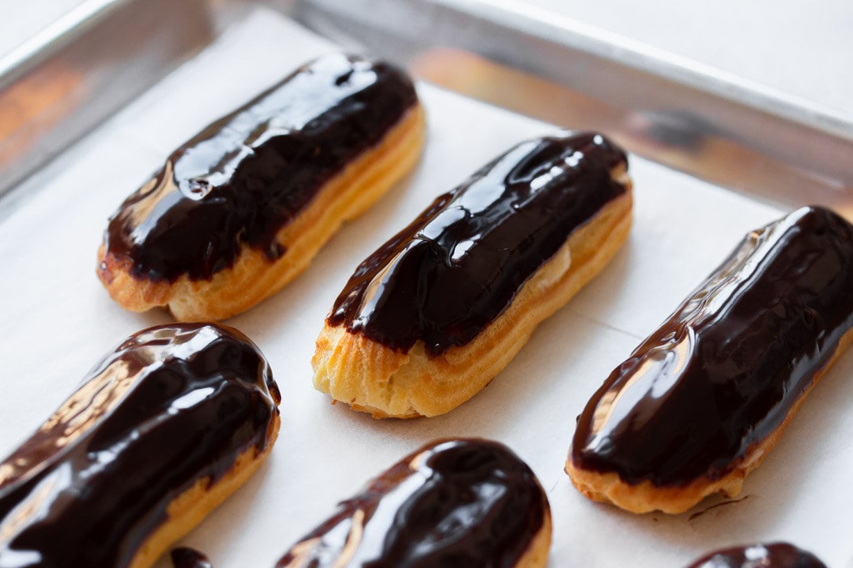 What Does Eclair Mean