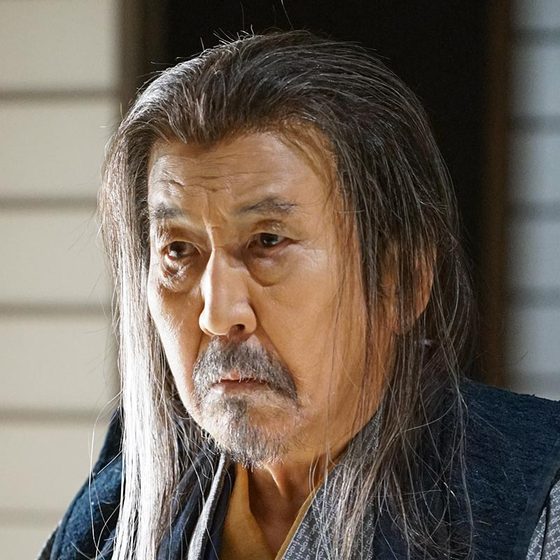 昭和の名優・中村嘉葎雄の今とは？健康状態と知られざる私生活