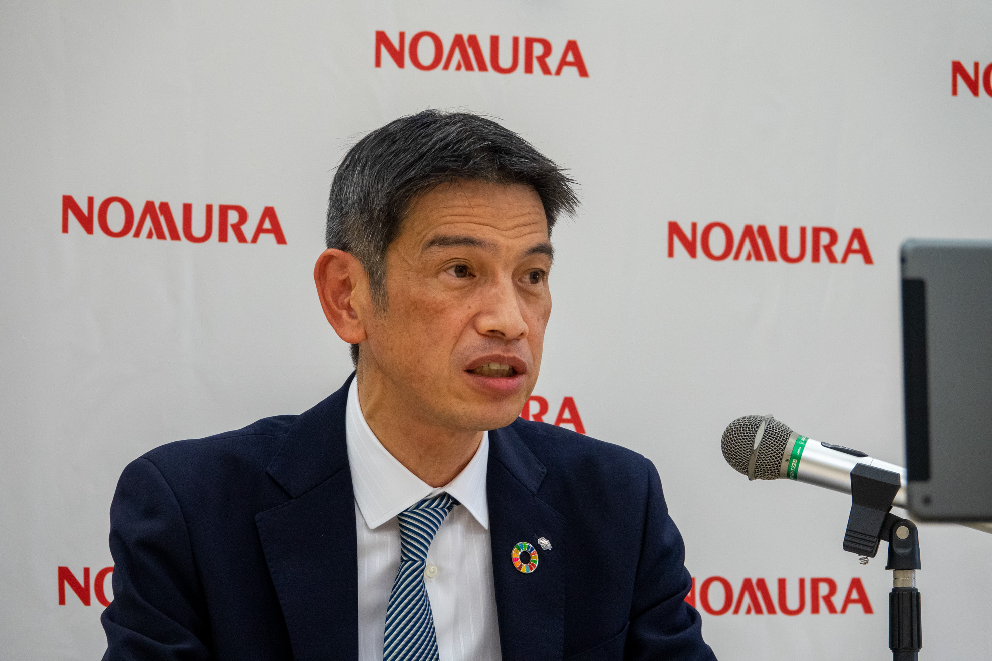 野村義男の公式インスタを徹底検証！秘蔵ギター姿と最新ライブ裏側