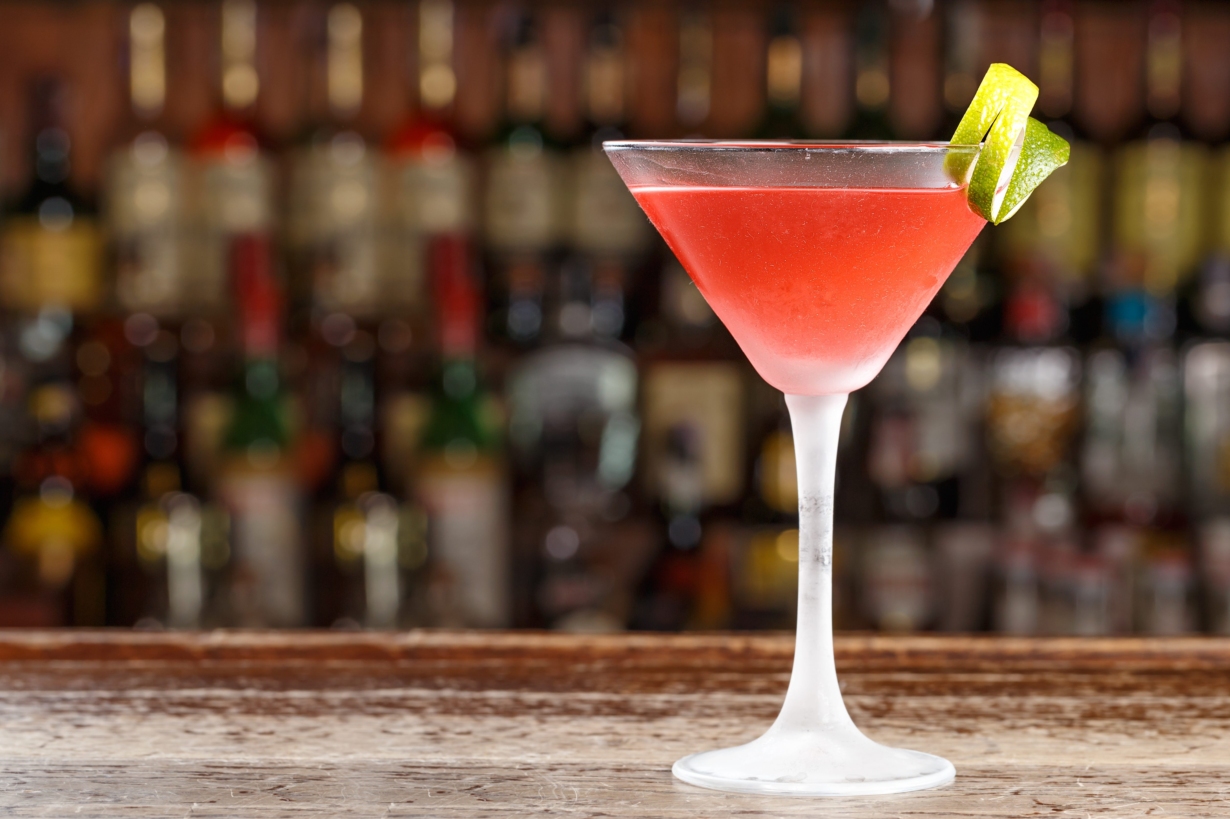 What Does a Cosmopolitan Drink Have in It
