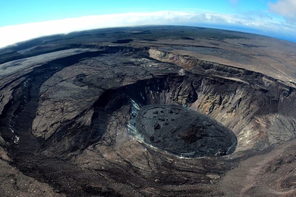 巨大火山の痕跡と地球規模リスクの真相——「カルデラ と は」何か？阿蘇・鬼界・イエローストーンが示す2026年の最前線