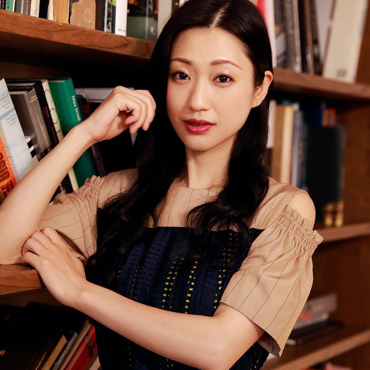 壇蜜の色気はなぜ上品なのか？妖艶さと知性が紡ぐ唯一無二の魅力