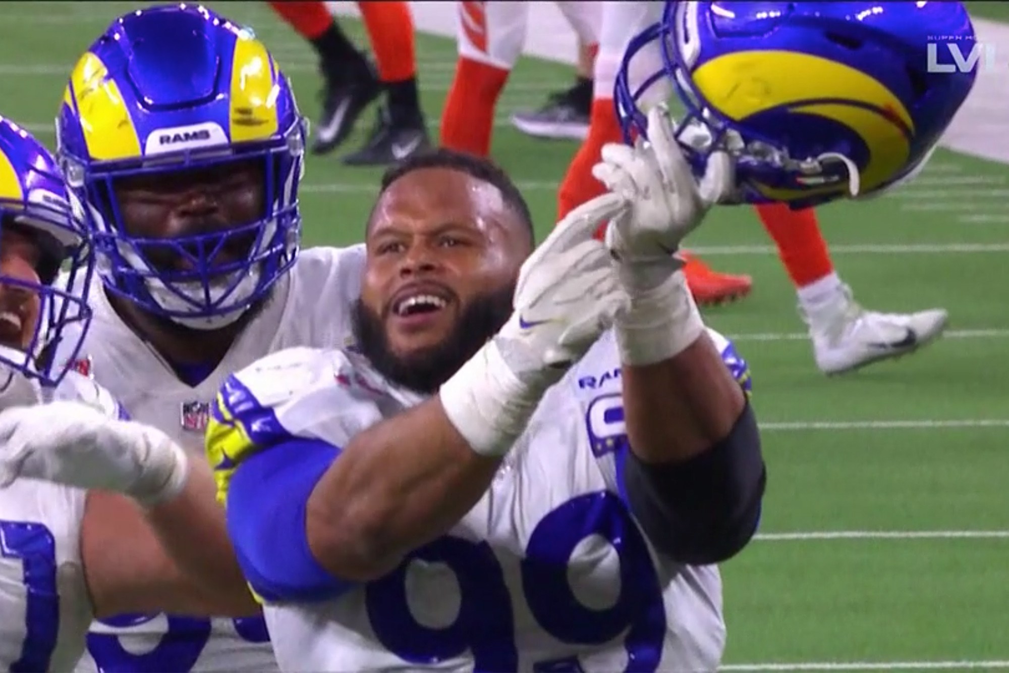 Rams Bring Back Aaron Donald for One Final Run at a Super Bowl on Home Turf