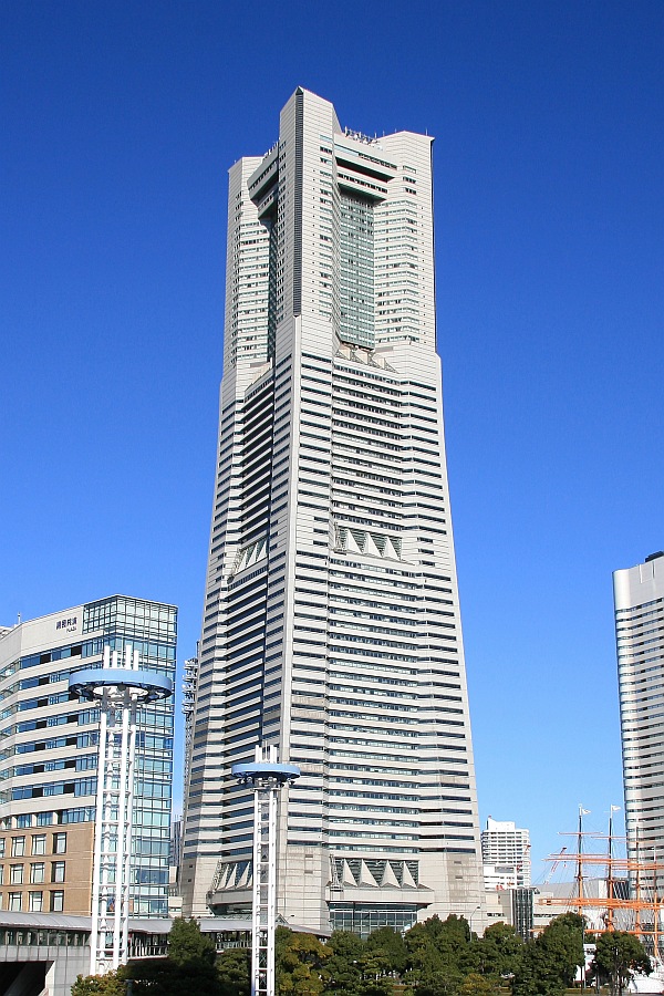 横浜ランドマークタワー徹底解剖！展望台料金から絶景夜景・割引まで網羅